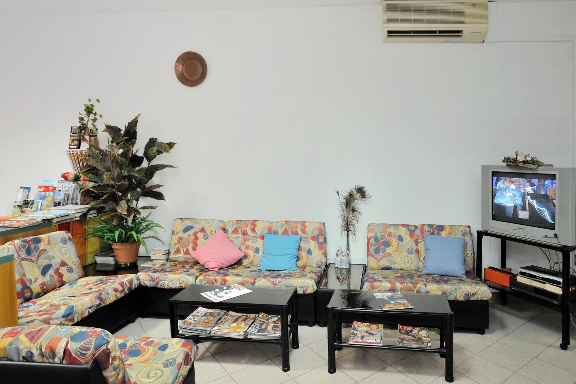 Hotel Lidia Alba Adriatica Bagian luar foto